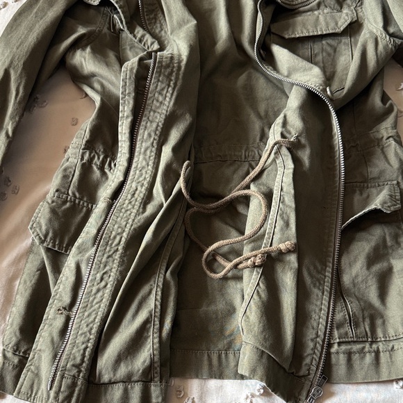 Love Tree Olive Utility Jacket - Picture 5 of 7